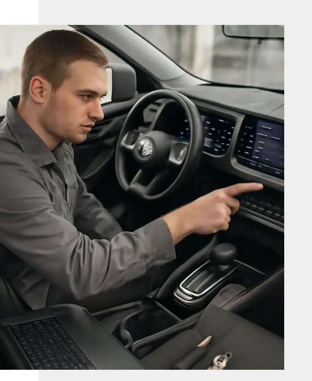 Русификация автомобиля Nissan N7 под ключ в Уссурийске официально